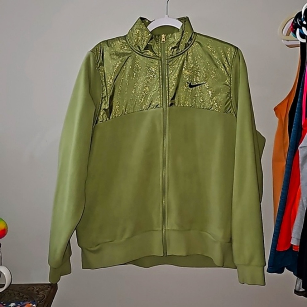 Womens Nike Green and Gold Fleece Jacket NWOTS size Extra Large